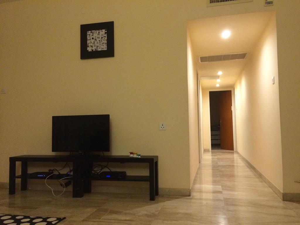 Apartment On Nitza 8A Netanja Buitenkant foto